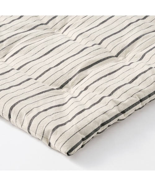 無印良品(ムジルシリョウヒン)の「綿洗いざらしシートクッション ロングタイプ 50×150cm(クッション/クッションカバー・メンズ・ホワイト系/グレー系・FREE)」の6枚目の写真