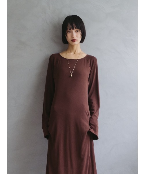 sahara（サハラ）の「Uneck Rib Long Dress/ユーネックリブロングドレス（ワンピース・レディース・ブラック/アイボリー/レッド/ブラウン・FREE）」の8枚目の写真