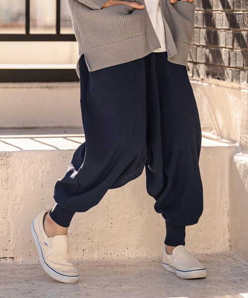CAMBIO(カンビオ)の「mp14534-Sarouel Jogger Pants サルエルジョガーパンツ(S66326cmb)(その他パンツ・メンズ・ブラック/ネイビー/チャコール/キナリ・S/M/L)」の4枚目の写真