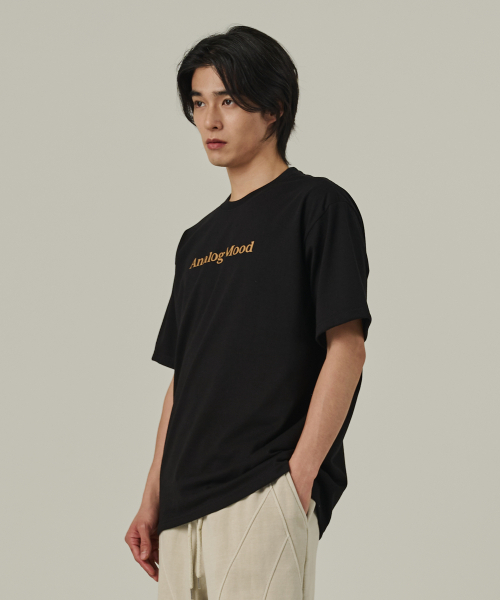 ANALOG MOOD(アナログムード)の「ベーシックロゴ半袖Tシャツ(ブラック)(Tシャツ/カットソー・メンズ・その他・S/M/L/XL/2XL)」の2枚目の写真