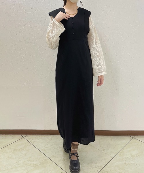 junoah(ジュノア)の「リネン混ニュアンスフリルワンピース【一部ぺチスカートセット】(ワンピース・レディース・アイボリー/ダークブラウン/ブラック・LARGE/MEDIUM/SMALL)」の2枚目の写真