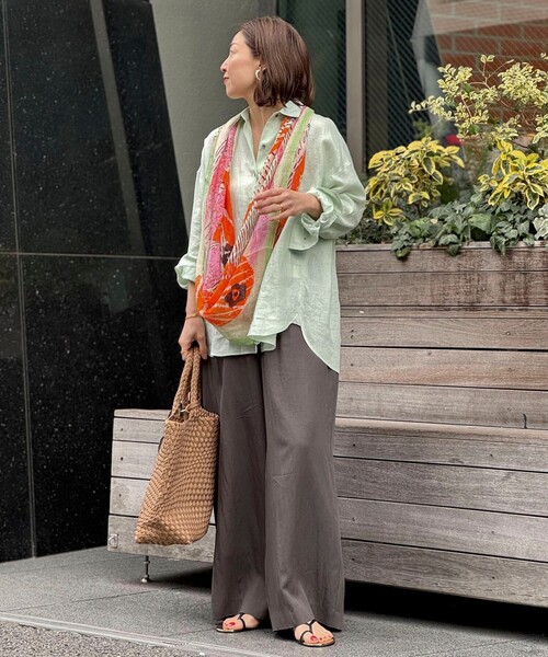 NOLLEY’S（ノーリーズ）の「リネンガーゼプリントストール（ストール/ショール・レディース・ブルー系その他/グリーン系その他・FREE）」の4枚目の写真