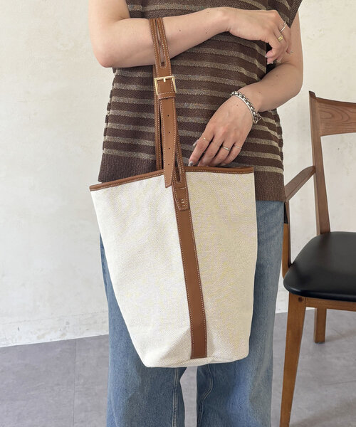 un dix cors（アンディコール）の「立体キャンバスバッグ（トートバッグ・レディース・ブラック・FREE）」の3枚目の写真