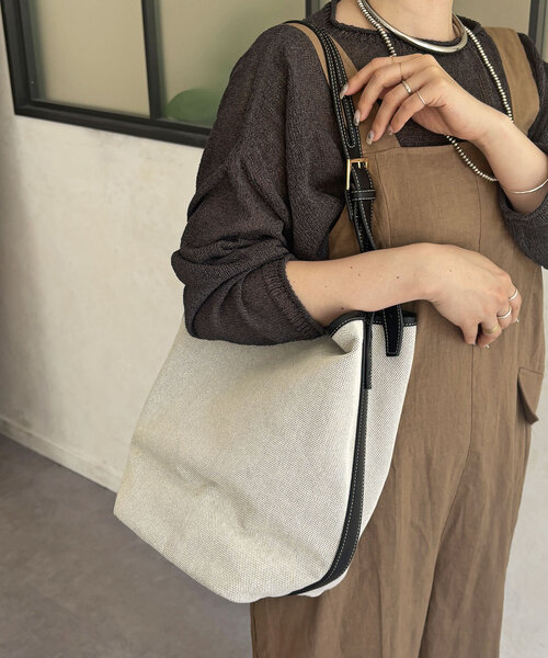 un dix cors（アンディコール）の「立体キャンバスバッグ（トートバッグ・レディース・ブラック・FREE）」の11枚目の写真