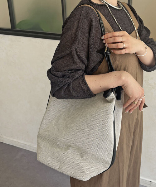 un dix cors（アンディコール）の「立体キャンバスバッグ（トートバッグ・レディース・ブラック・FREE）」の12枚目の写真