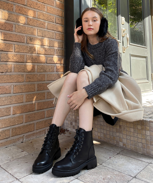 MAC MOC(マックモック)の「Tumo デイリーウォーカー 5cm lvory(ブーツ・レディース・アイボリー/ブラック・25cm/24cm/23.5cm/23cm/22.5cm/24.5cm)」の3枚目の写真