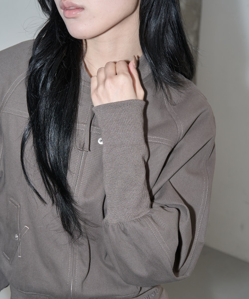 ZIZEMUSEUM(ジゼミュージアム)の「BANDING CROPPED COTTON JACKET (KHAKI BROWN)(その他アウター・レディース・その他・MEDIUM/LARGE/SMALL)」の3枚目の写真