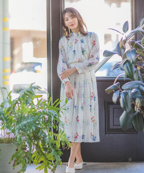 ITS'DEMO（イッツデモ）の「【手洗い可／セットアップ可】ラメストライプ花柄ブラウス（シャツ/ブラウス・レディース・アイボリー系/ネイビー系/サックスブルー系・00）」の8枚目の写真