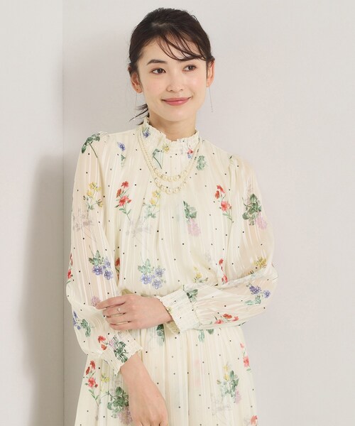 ITS'DEMO（イッツデモ）の「【手洗い可／セットアップ可】ラメストライプ花柄ブラウス（シャツ/ブラウス・レディース・アイボリー系/ネイビー系/サックスブルー系・00）」の9枚目の写真