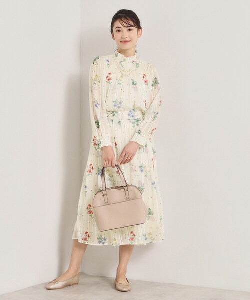 ITS'DEMO（イッツデモ）の「【手洗い可／セットアップ可】ラメストライプ花柄ブラウス（シャツ/ブラウス・レディース・アイボリー系/ネイビー系/サックスブルー系・00）」の10枚目の写真