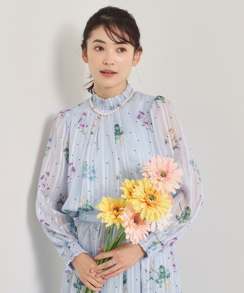 ITS'DEMO（イッツデモ）の「【手洗い可／セットアップ可】ラメストライプ花柄ブラウス（シャツ/ブラウス・レディース・アイボリー系/ネイビー系/サックスブルー系・00）」の13枚目の写真