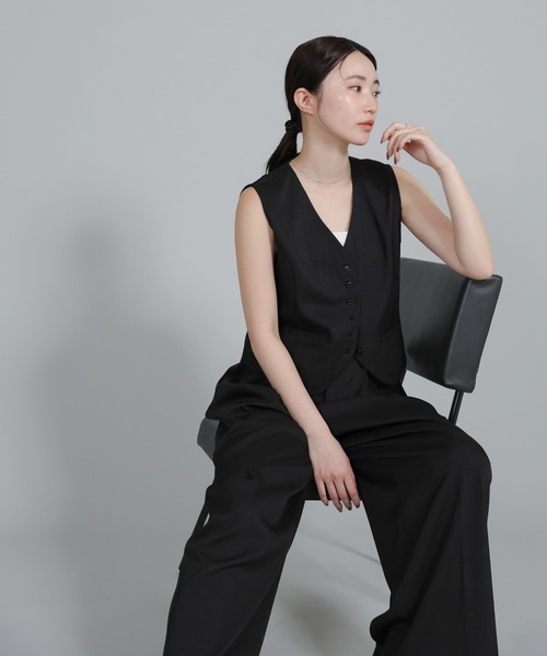 select MOCA Et（セレクトモカエト）の「【Et】Mannish Vest and Tuck Pants Set【セットアップ】（セットアップ・レディース・ベージュ/ブラック・LARGE/MEDIUM）」の14枚目の写真