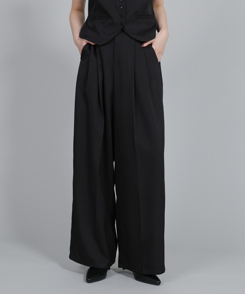 select MOCA Et（セレクトモカエト）の「【Et】Mannish Vest and Tuck Pants Set【セットアップ】（セットアップ・レディース・ベージュ/ブラック・LARGE/MEDIUM）」の16枚目の写真