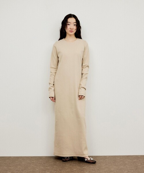 ADAM ET ROPE'（アダムエロペ）の「BOTANICAL DYED  DRESS（ワンピース・レディース・チャコールグレー/キナリ/ラベンダー・1/2）」の5枚目の写真
