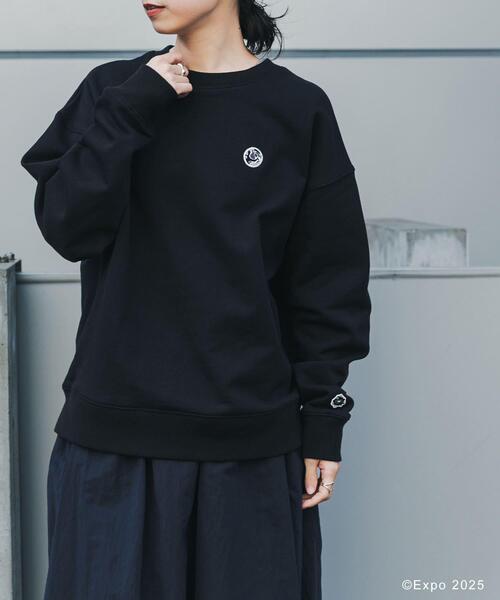 URBAN RESEARCH（アーバンリサーチ）の「EXPO2025 SWEATSHIRTS（スウェット・メンズ・ブラック/チャコールグレー/ホワイト/グレー系その他・LARGE/MEDIUM/SMALL）」の3枚目の写真