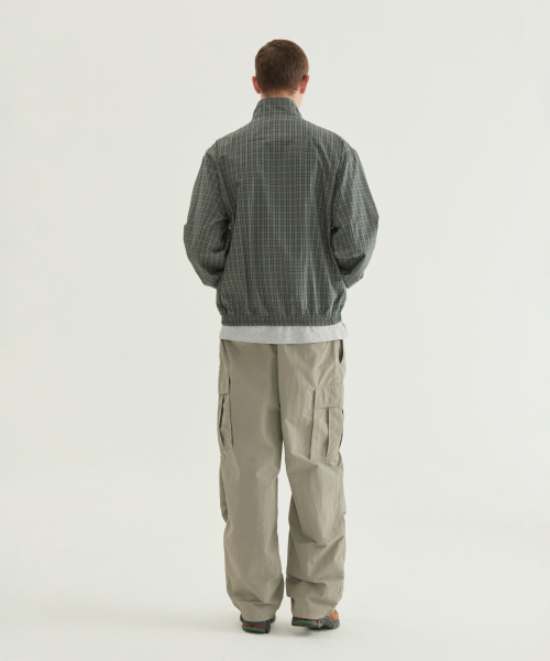 COVERNAT(カバーナット)の「ワイドナイロンカーゴイージーパンツブラック(その他パンツ・レディース・その他・SMALL/MEDIUM/LARGE/X-LARGE/XX-LARGE)」の5枚目の写真