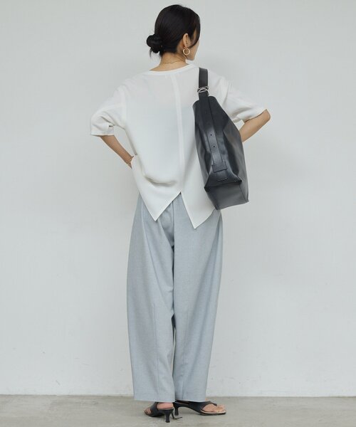 GALLARDAGALANTE(ガリャルダガランテ)の「バックスリットハーフスリーブブラウス(シャツ/ブラウス・レディース・ホワイト/ブラック/イエロー・FREE)」の12枚目の写真