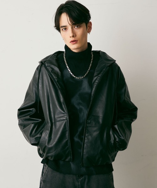 Shoowtime(ショウタイム)の「Oversized Faux Leather Zip Hoodie / 合成皮革オーバーサイズジップパーカー(パーカー・メンズ・ブラック・MEDIUM/LARGE/X-LARGE)」の2枚目の写真