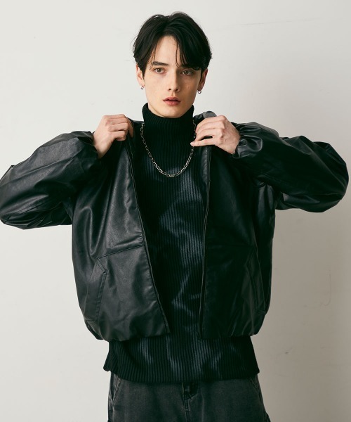 Shoowtime(ショウタイム)の「Oversized Faux Leather Zip Hoodie / 合成皮革オーバーサイズジップパーカー(パーカー・メンズ・ブラック・MEDIUM/LARGE/X-LARGE)」の3枚目の写真