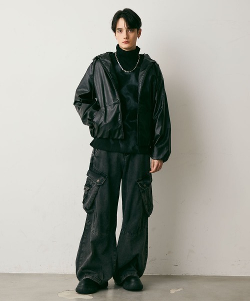 Shoowtime(ショウタイム)の「Oversized Faux Leather Zip Hoodie / 合成皮革オーバーサイズジップパーカー(パーカー・メンズ・ブラック・MEDIUM/LARGE/X-LARGE)」の13枚目の写真