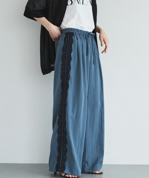 Doux archives(ドゥアルシーヴ)の「サイドラインレースギャザーパンツ(その他パンツ・レディース・ベージュ/ブルー系その他/グレー・FREE)」の1枚目の写真
