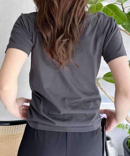Ada.(エイダ)の「フラワー刺繍 半袖 Tシャツ(Tシャツ/カットソー・レディース・ブラック/オフホワイト/オートミール・FREE)」の18枚目の写真