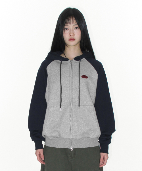 AMESWORLDWIDE（アメスワールドワイド）の「CIRCLE LOGO RAGLAN HOODIE ZIP-UP NAVY（パーカー・レディース・その他・LARGE/MEDIUM/SMALL）」の12枚目の写真