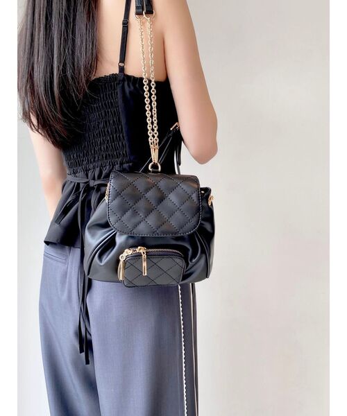 RESEXXY（リゼクシー）の「2WAYマルチミニバック（ハンドバッグ・レディース・ブラック/ホワイト・FREE）」の2枚目の写真