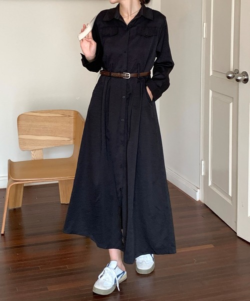 aimoha（アイモハ）の「ウエストベルト付き ロングシャツワンピース（ワンピース・レディース・ブラック/ライトベージュ・FREE）」の2枚目の写真