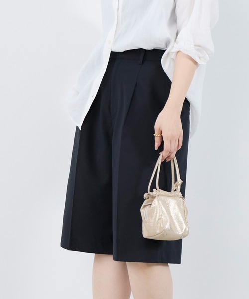 MICA&DEAL（マイカ＆ディール）の「1タックハーフパンツ〈2サイズ展開〉（その他パンツ・レディース・グレー/ベージュ/ネイビー・36/38）」の5枚目の写真