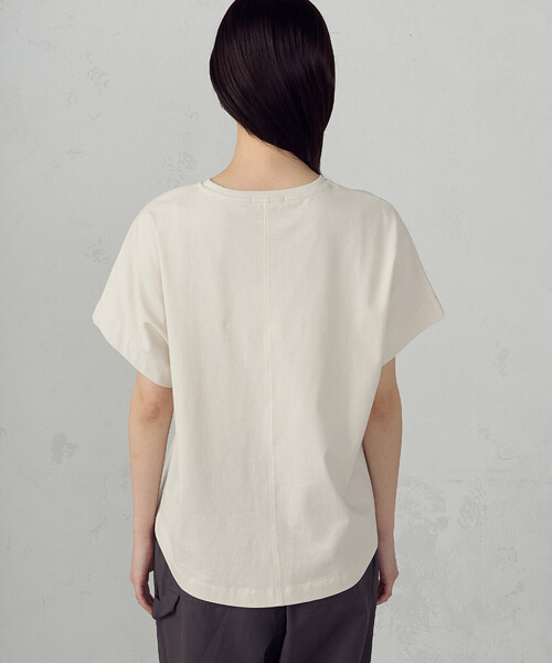 COMME CA ISM(コムサイズム)の「日本の色 カラーTシャツ(Tシャツ/カットソー・レディース・アイボリー/グリーン/チャコール/オレンジ・SMALL/MEDIUM/LARGE)」の22枚目の写真