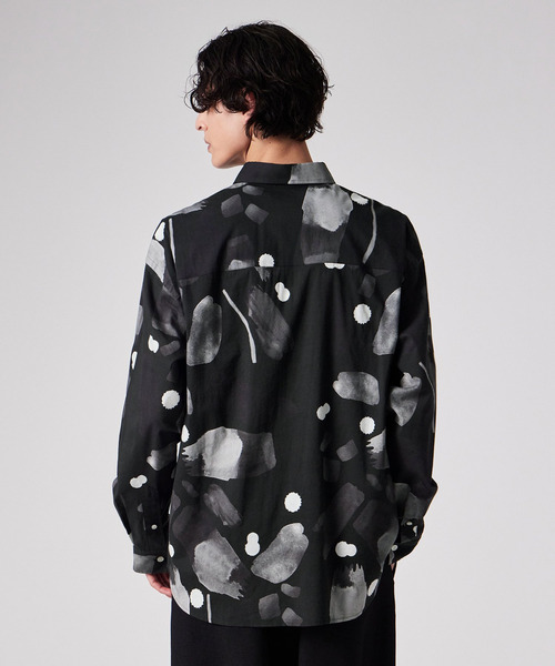 PS Paul Smith（ピーエスポールスミス）の「ニュアンスフローラル プリントシャツ / 162755 EXSH01（シャツ/ブラウス・メンズ・ブラック/ホワイト・X-LARGE/LARGE/MEDIUM/SMALL）」の5枚目の写真