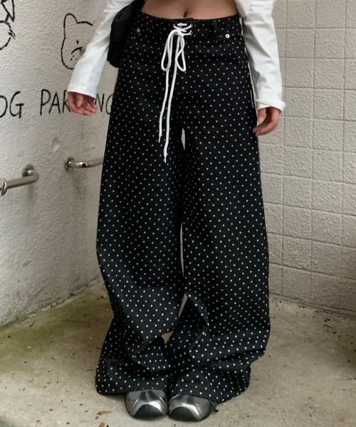 almo(アルモ)の「【LAMPOON】ドットブラックデニムパンツ(デニムパンツ・レディース・ブラック・MEDIUM/SMALL/LARGE)」の8枚目の写真