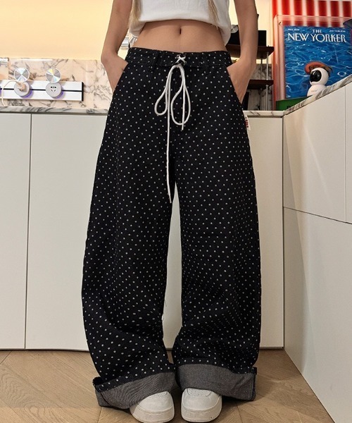 almo(アルモ)の「【LAMPOON】ドットブラックデニムパンツ(デニムパンツ・レディース・ブラック・MEDIUM/SMALL/LARGE)」の16枚目の写真