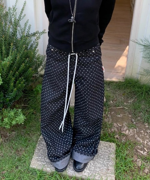 almo(アルモ)の「【LAMPOON】ドットブラックデニムパンツ(デニムパンツ・レディース・ブラック・MEDIUM/SMALL/LARGE)」の19枚目の写真