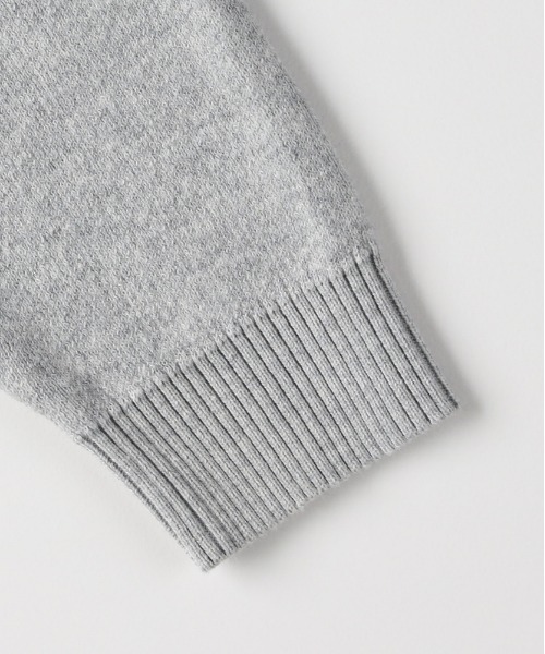 Right-on（ライトオン）の「【VIVIAN BLUE】ジャガードロゴセーター (キッズニット / 柔らか素材 / デイリーユース)（ニット/セーター・キッズ・ピンク/サックスブルー/グレー・130/140/110/120）」の7枚目の写真