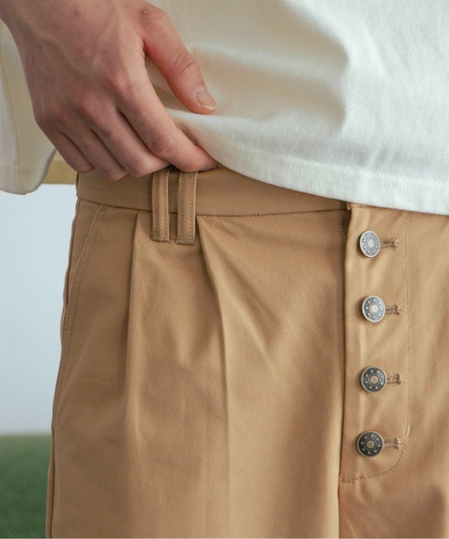 Zooodle(ズードル)の「Button fly chino pants - ボタンフライチノパンツ -(チノパンツ・メンズ・カーキ/ベージュ・MEDIUM/LARGE)」の8枚目の写真