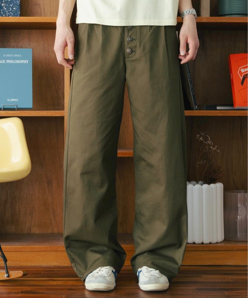 Zooodle(ズードル)の「Button fly chino pants - ボタンフライチノパンツ -(チノパンツ・メンズ・カーキ/ベージュ・MEDIUM/LARGE)」の6枚目の写真