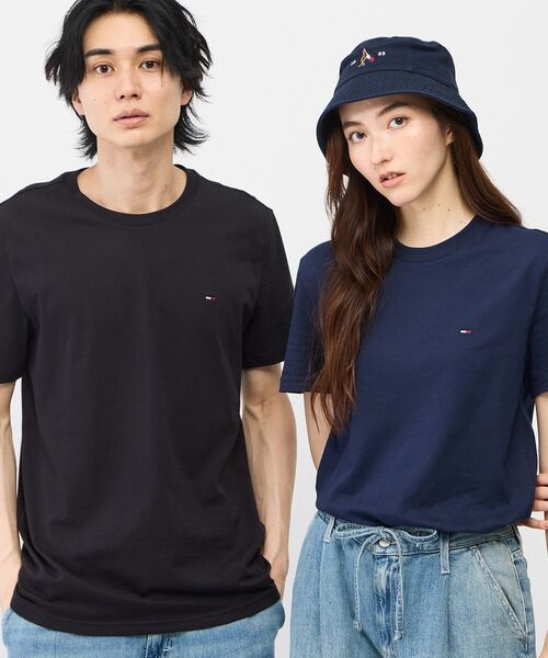 tommy jeans(トミー ジーンズ)の「【オンライン限定】ユニセックス スリムジャージー クルーネックTシャツ 2枚パック(ブラック/ネイビー)(Tシャツ/カットソー・メンズ・マルチ・MEDIUM/SMALL/XX-LARGE/X-LARGE/LARGE)」の19枚目の写真