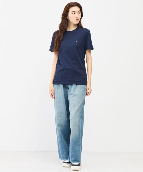 tommy jeans(トミー ジーンズ)の「【オンライン限定】ユニセックス スリムジャージー クルーネックTシャツ 2枚パック(ブラック/ネイビー)(Tシャツ/カットソー・メンズ・マルチ・MEDIUM/SMALL/XX-LARGE/X-LARGE/LARGE)」の8枚目の写真
