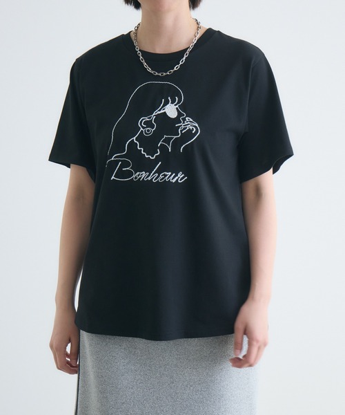 Paradise Picnic（パラダイスピクニック）の「ROSIEE 女の子柄コード刺繍Tシャツ（Tシャツ/カットソー・レディース・ホワイト/ブラック・FREE）」の13枚目の写真