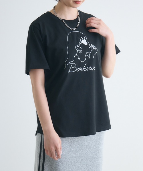 Paradise Picnic（パラダイスピクニック）の「ROSIEE 女の子柄コード刺繍Tシャツ（Tシャツ/カットソー・レディース・ホワイト/ブラック・FREE）」の14枚目の写真