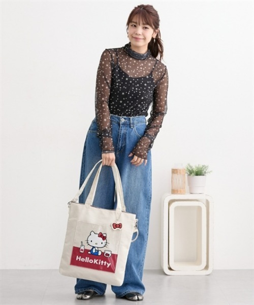 sanrio(サンリオ)の「Hello Kitty(ハローキティ)10ポケット縦型キャンバス2WAYトートバッグ(A4対応)(トートバッグ・レディース・アイボリー/ネイビー・FREE)」の6枚目の写真