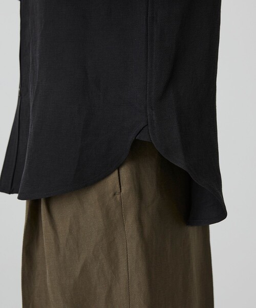 UNITED TOKYO（ユナイテッドトウキョウ）の「VINTAGE SILK LINEN グランパシャツ（シャツ/ブラウス・メンズ・ホワイト/ブラック・2/1）」の15枚目の写真