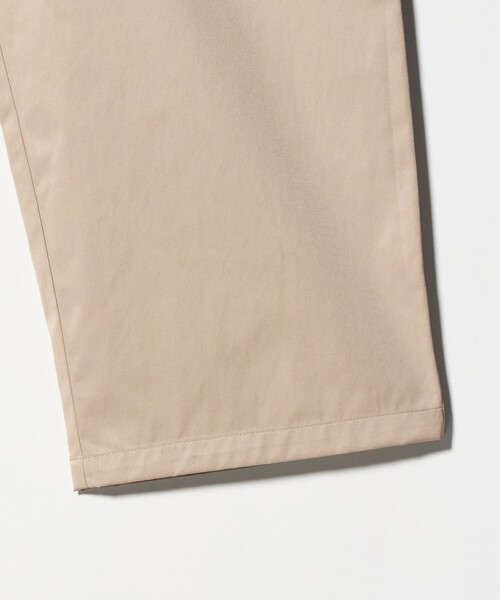 UNITED ARROWS(ユナイテッドアローズ)の「バック ギャザー リボンデザイン パンツ(チノパンツ・レディース・コバルトブルー/ベージュ/オフホワイト/ブラック・36/38)」の11枚目の写真