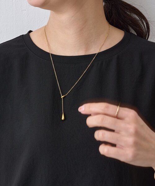 BEARDSLEY(ビアズリー)の「ストレッチジョーゼットブラウス(シャツ/ブラウス・レディース・ホワイト/ネイビー・FREE)」の21枚目の写真