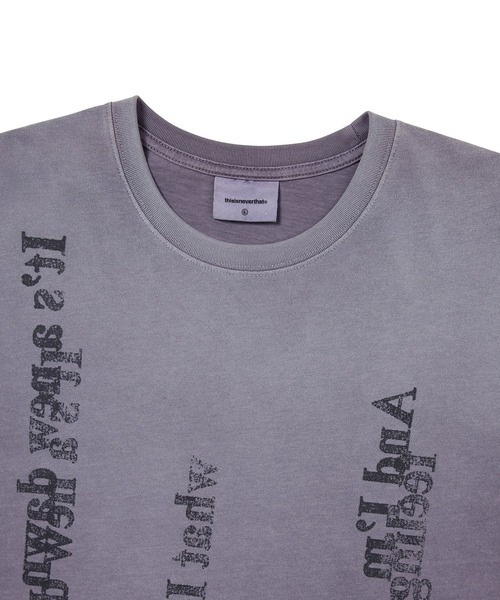 thisisneverthat(ディスイズネバーザット)の「Lyrics Tee(Tシャツ/カットソー・メンズ・ローズ/パープル系その他/ダークネイビー・L/M/S/XL)」の8枚目の写真