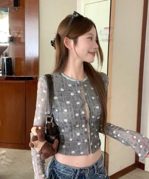 AsheKsha(アシクシャ)の「ウエスト絞り長袖カーディガン(カーディガン/ボレロ・レディース・グレー・M)」の7枚目の写真