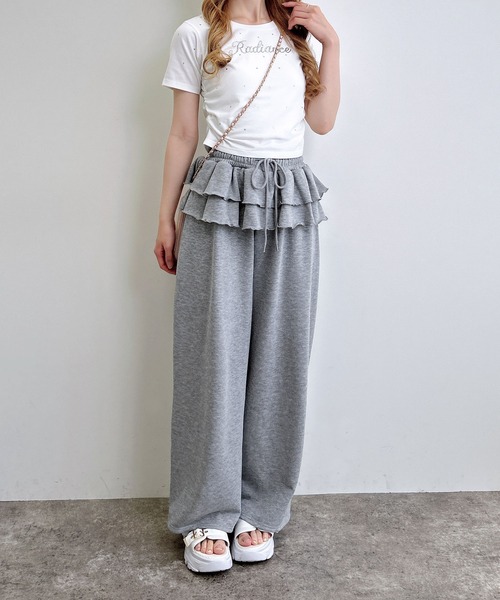 INGNI（イング）の「ラインストーン飛ばしロゴサイドギャザーTシャツ（Tシャツ/カットソー・レディース・ブラック/ライトピンク/オフホワイト・M）」の10枚目の写真