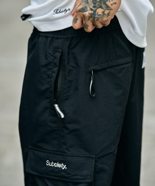 Subciety(サブサエティ)の「Nylon tech shorts(その他パンツ・メンズ・ブラック/グレー・SMALL/MEDIUM/LARGE/X-LARGE)」の13枚目の写真